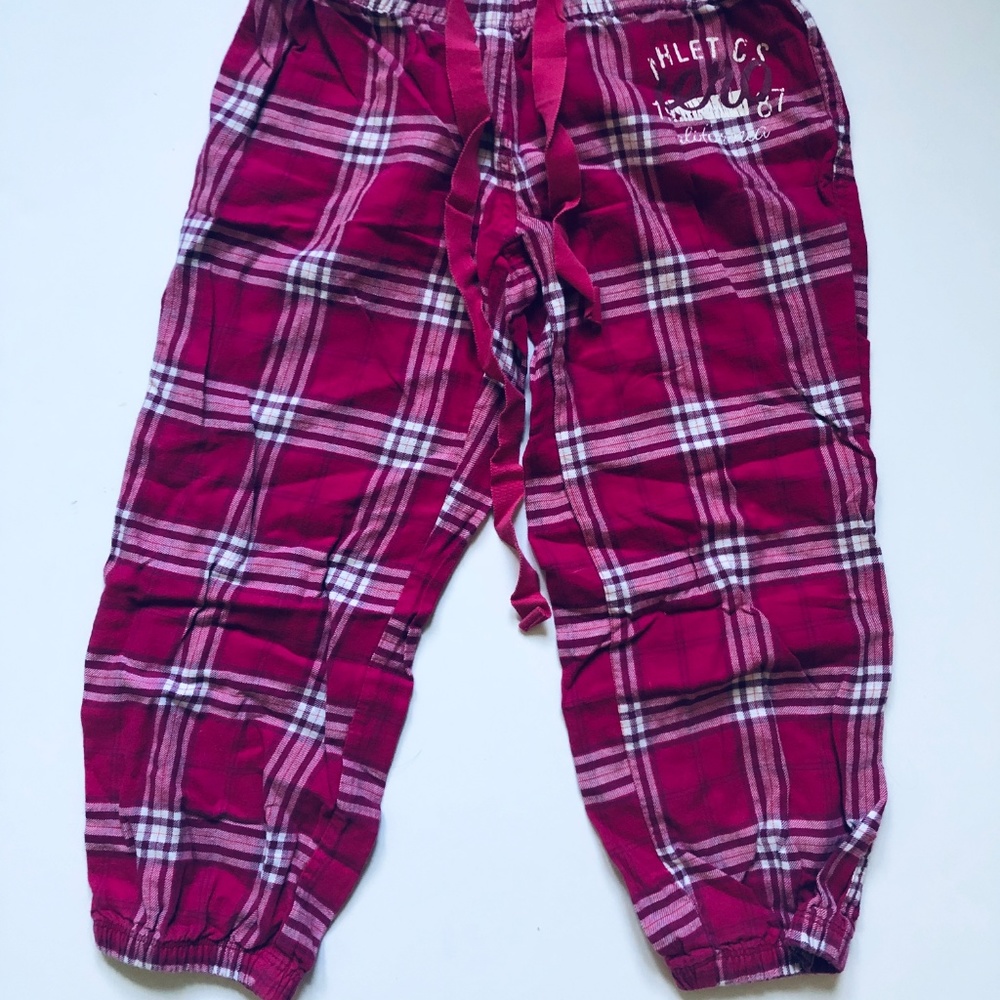 Aero Athletic Pink Plaid Sleep Capris